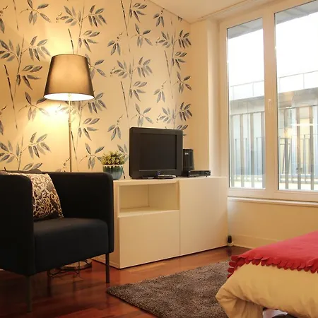 Santos River Apartments Lisbon *