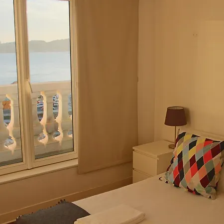 Santos River Apartments Lisbon *